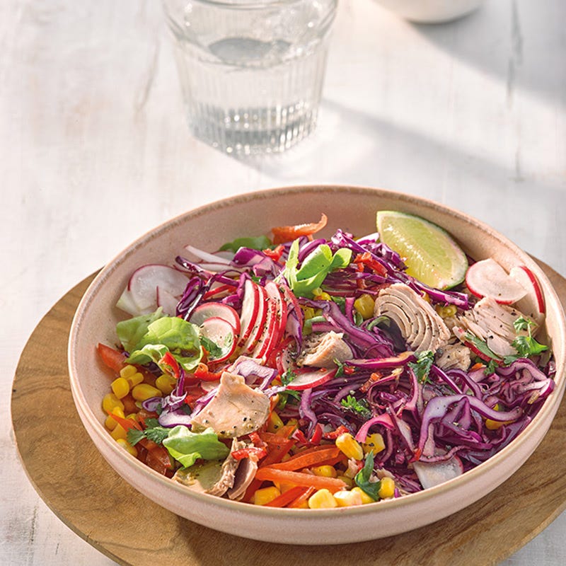 Thailändischer Thunfisch-Rotkohl-Salat