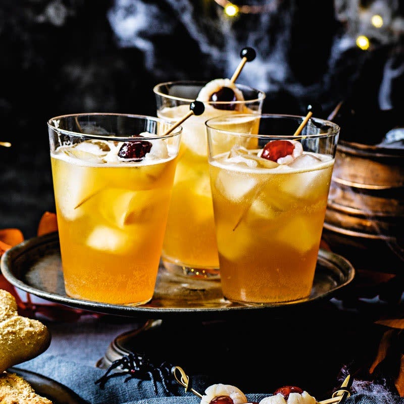 Dark 'n' Stormy Halloweencocktail