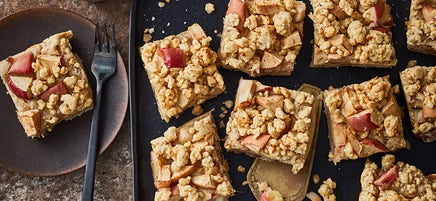 Apfelblechkuchen mit Streuseln