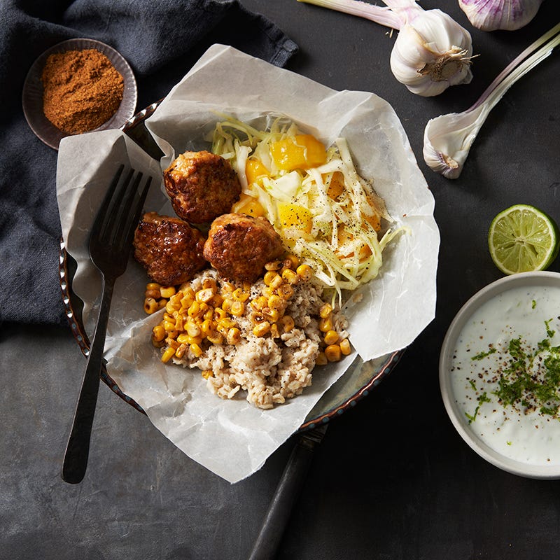 ViktVäktarna - Texmex-bullar med mangosallad och limeyoghurt