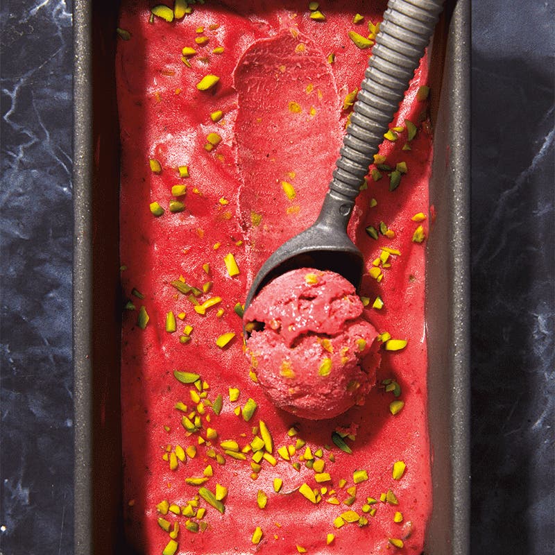 Roasted strawberry and pistachio 'nice' cream