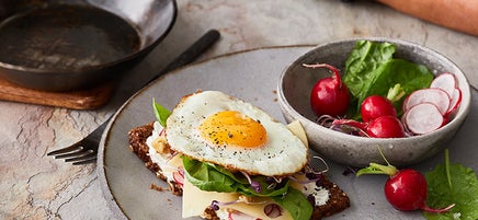 Spiegelei-Käse-Schnitte / Spiegeleistulle