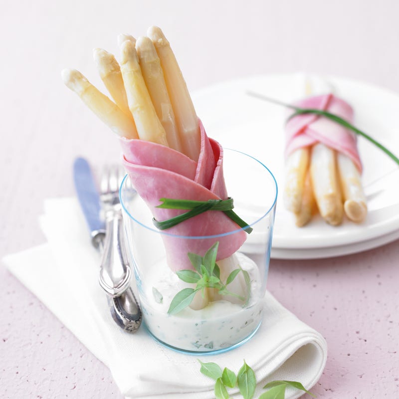 Foto van Hamrolletjes met asperges door WW