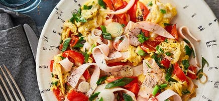 Peperonirührei mit Pouletbrust