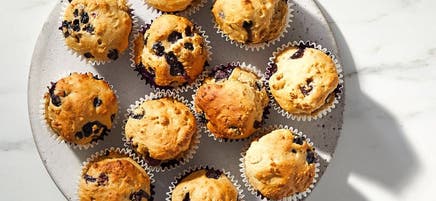 Muffins met blauwe bessen zonder toegevoegde suiker