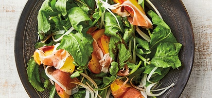 Peach & Prosciutto Salad