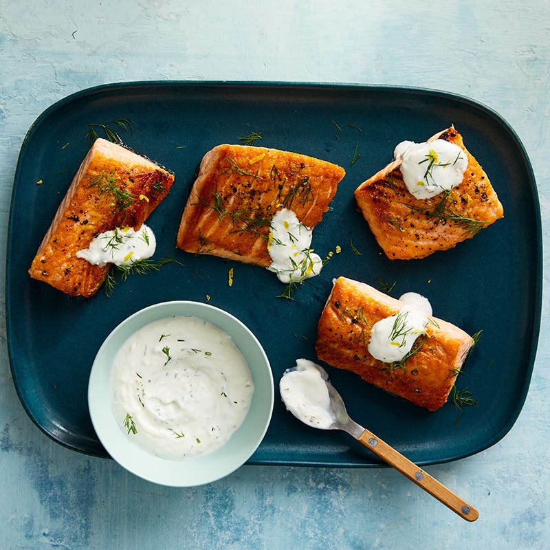Broiled Salmon with Horseradish-Dill Sauce
