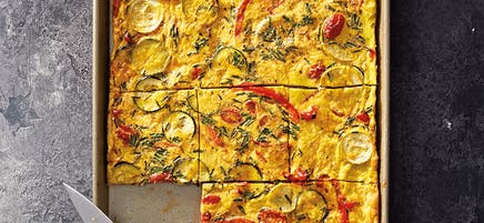 Tray bake veggie frittata