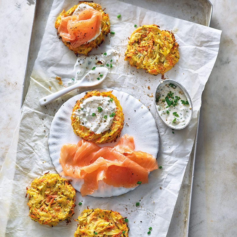 Kartoffel-Gemüse-Rösti mit Lachs