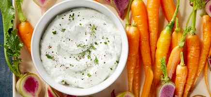Garlic-and-herb cottage cheese dip