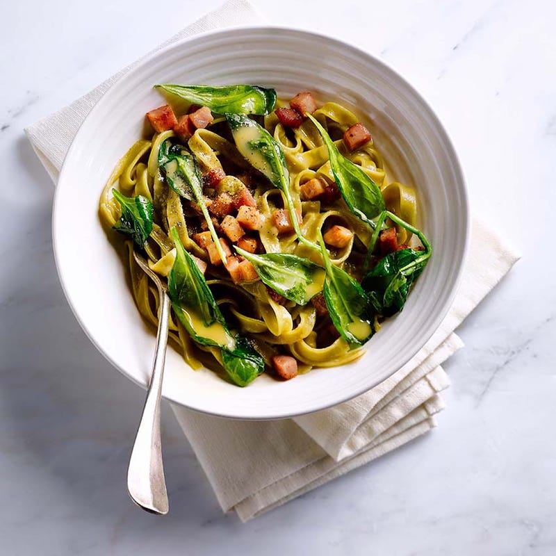 Foto van Pasta carbonara met spinazie door WW