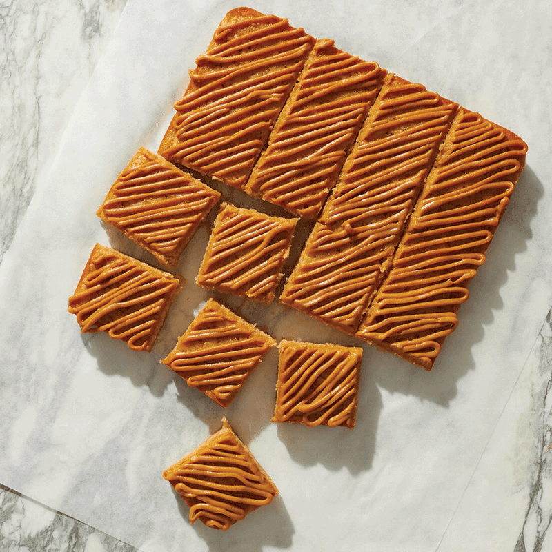 Apple squares with peanut butter glaze