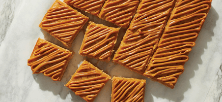 Apple squares with peanut butter glaze
