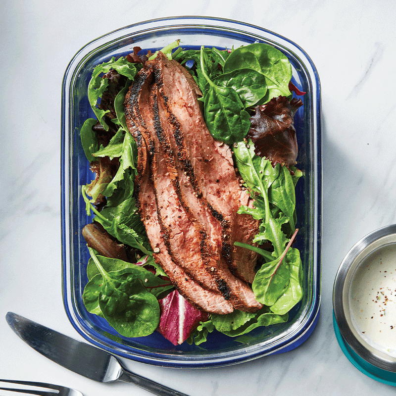 Steak salad with spicy buttermilk dressing