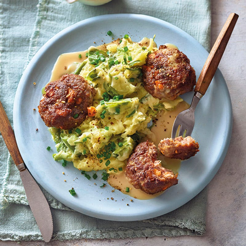 Frikadellen mit Kartoffel-Lauch-Stampf
