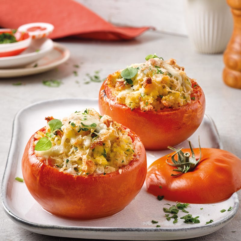 Gevulde tomaten uit de oven met kalkoengehakt