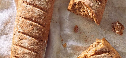 Baguette rustique aux herbes et à l’ail