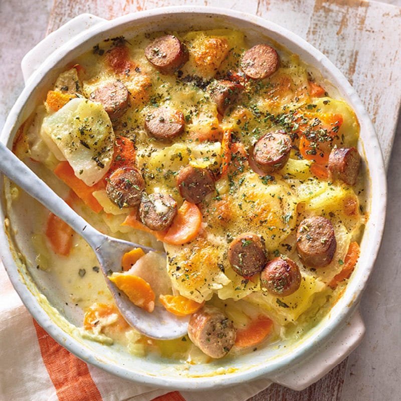 Kartoffel-Gemüse-Gratin mit Bratwurst