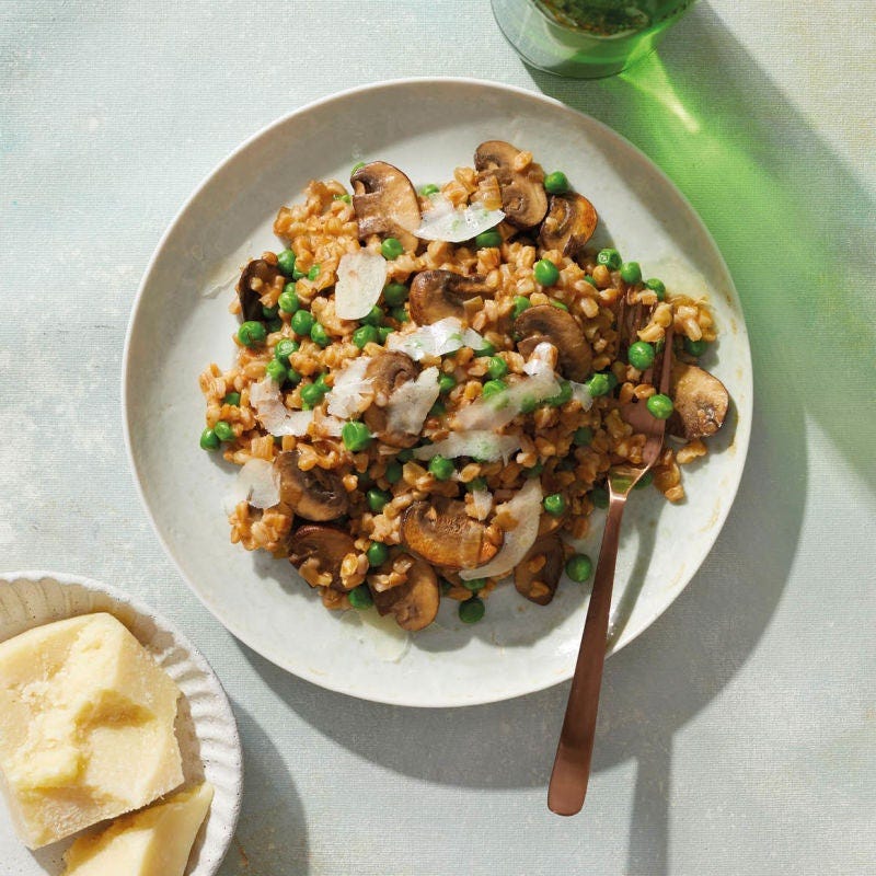 Risotto de farro aux champignons et petits pois