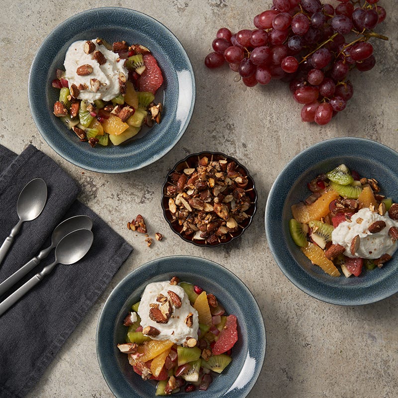 ViktVäktarna - Fruktsallad med vispad ricotta och kanderad mandel
