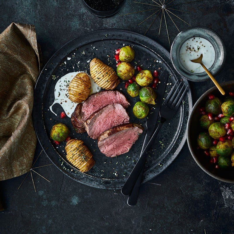 Rinderfilet mit orientalischem Rosenkohl