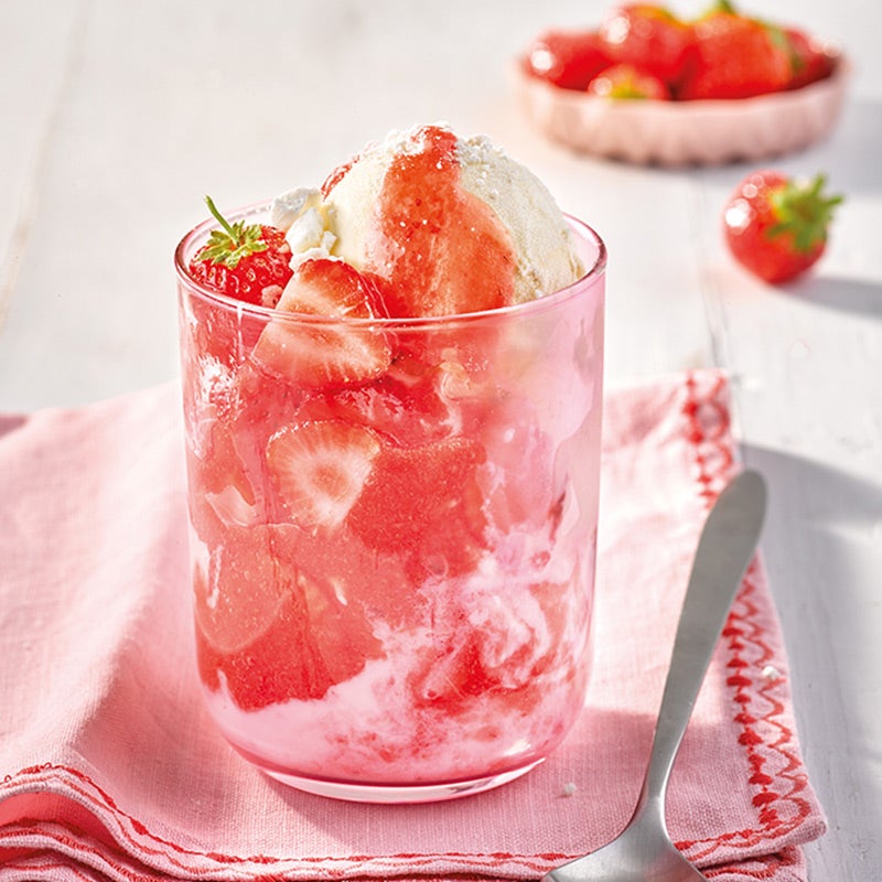 Erdbeer-Eisbecher