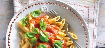 Pasta mit sommerlicher Tomatensauce