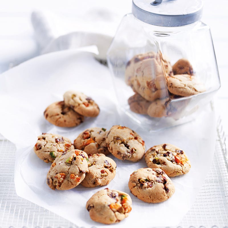 Nusskekse mit Trockenobst