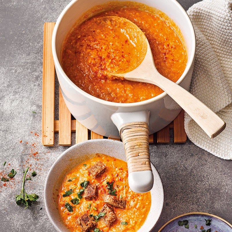 Wärmende Linsen-Tomaten-Suppe