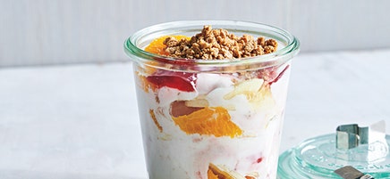 Joghurt-Frühstücks-Gläser