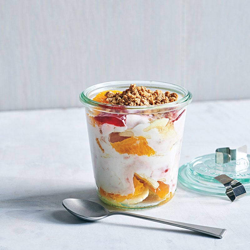 Joghurt-Frühstücks-Gläser