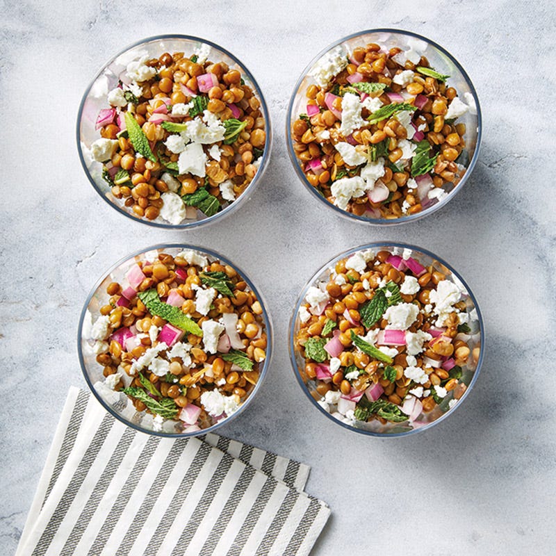 Linsensalat mit Minze und Ziegenkäse