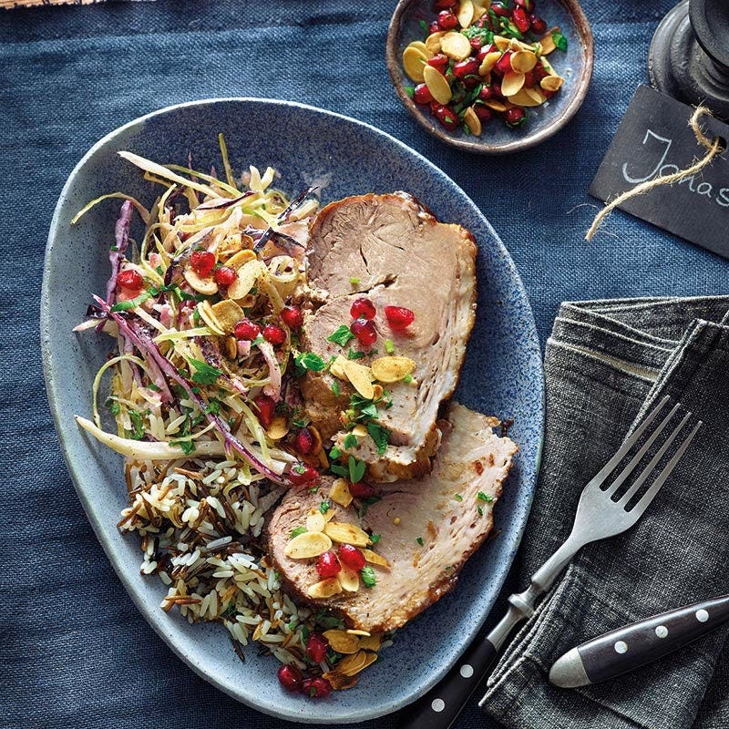 Schweinebraten mit Krautsalat und Reis