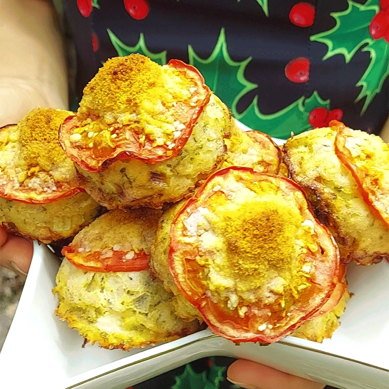 Mini turkey meatloaves