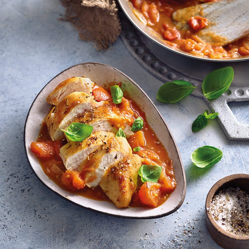 Hähnchen in frischer Tomatensauce
