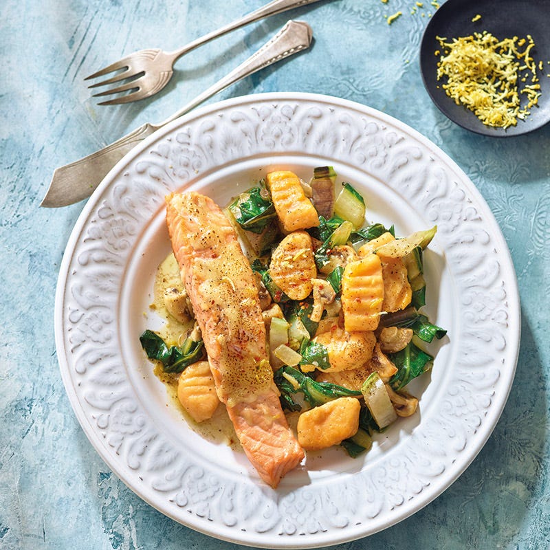 Gratinierter Lachs mit Süsskartoffelgnocchi