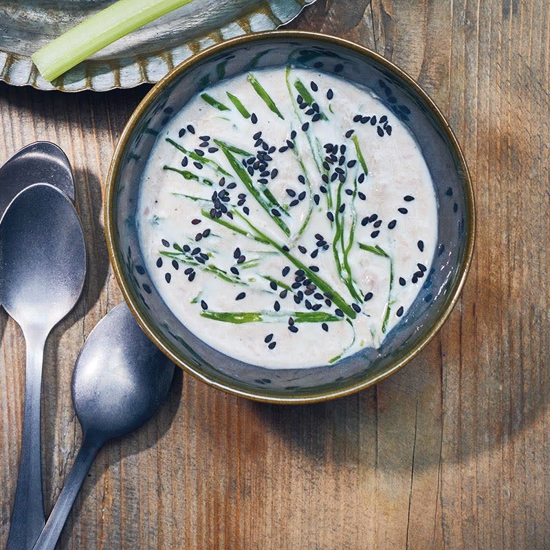 Thunfisch-Dip mit geröstetem Sesam