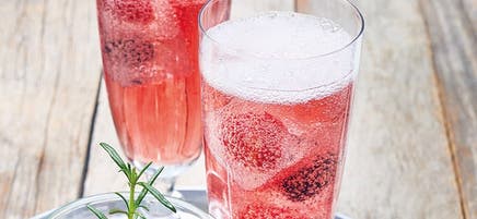 Wild-Berry-Cocktail au Prosecco
