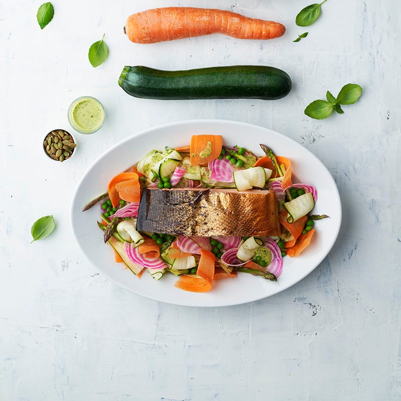 ViktVäktarna - Varmrökt lax med grönsakscarpaccio