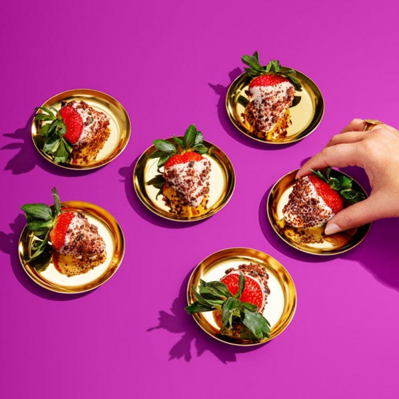 Photo de Fraises enrobées de chocolat blanc et de brownie par WW