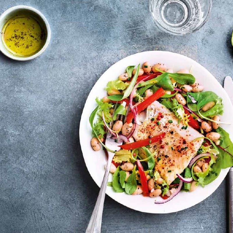 Photo de Filet de cabillaud sur lit de salade prise par WW