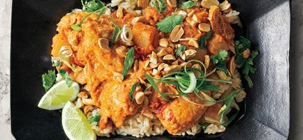 Poulet au cari rouge de style thaïlandais à la mijoteuse