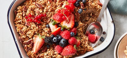 Cinnamon-apple tray baked oats