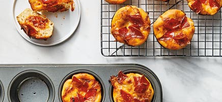 Mini-pizzamuffins met salami
