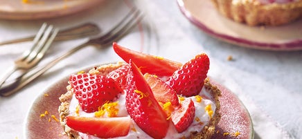 Tartelettes d'épeautre aux fraises avec crème de skyr