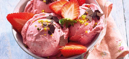 Erdbeer-Pistazien-Frozen-Yogurt