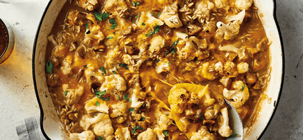 Cheesy sausage, rice and cauliflower casserole