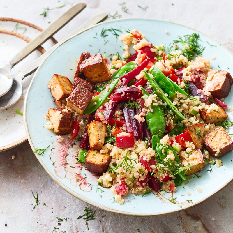 Gemüsequinoa mit Zitronen-Senf-Sauce