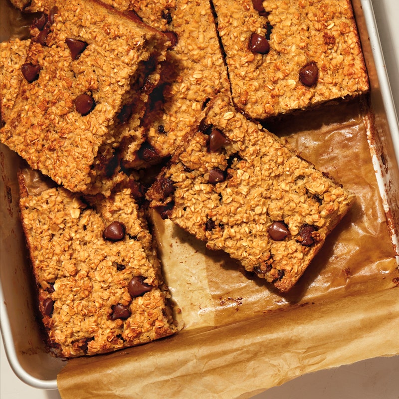 Baked chocolate chip oatmeal bars