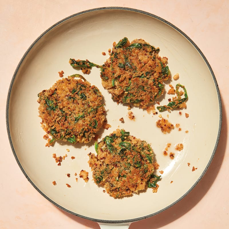Quinoa cakes with spinach & cheese